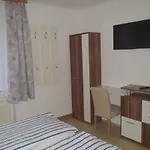 Maly Πανσιόν 4*